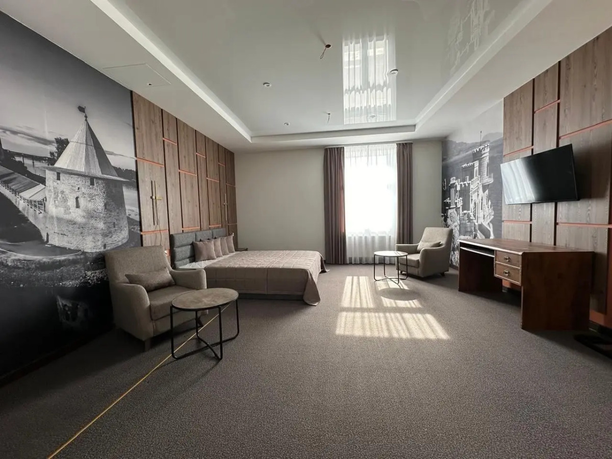 Отель Holiday Inn Pskov