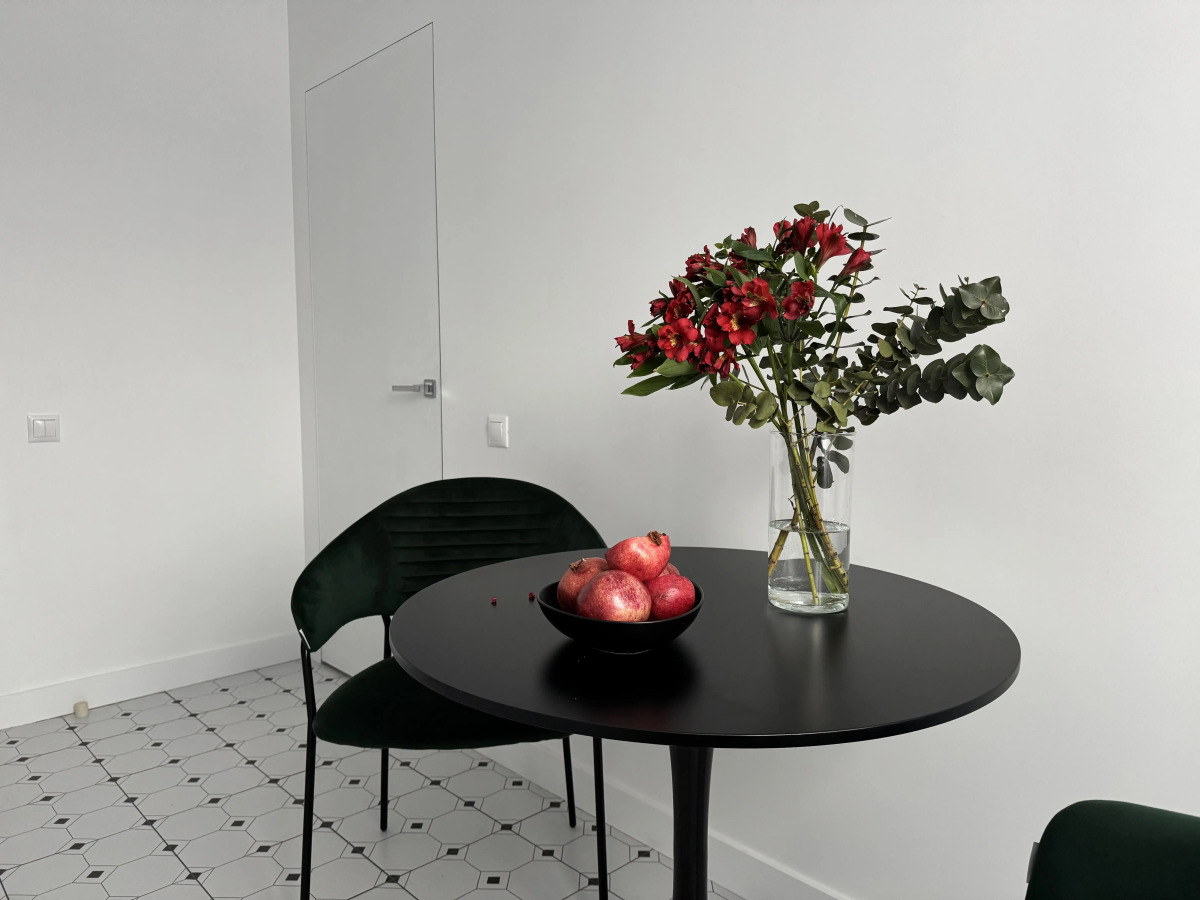 Квартира Стильная у метро Akadem