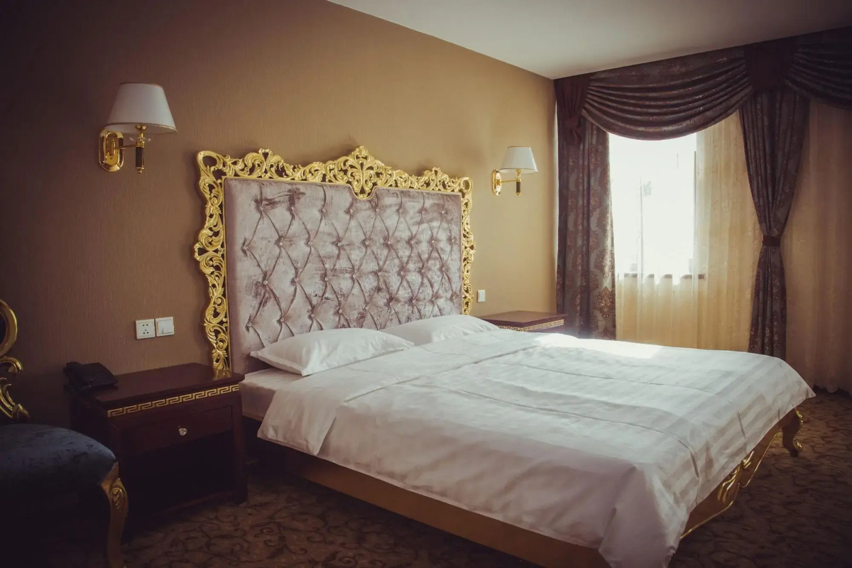 Отель Эмирхан