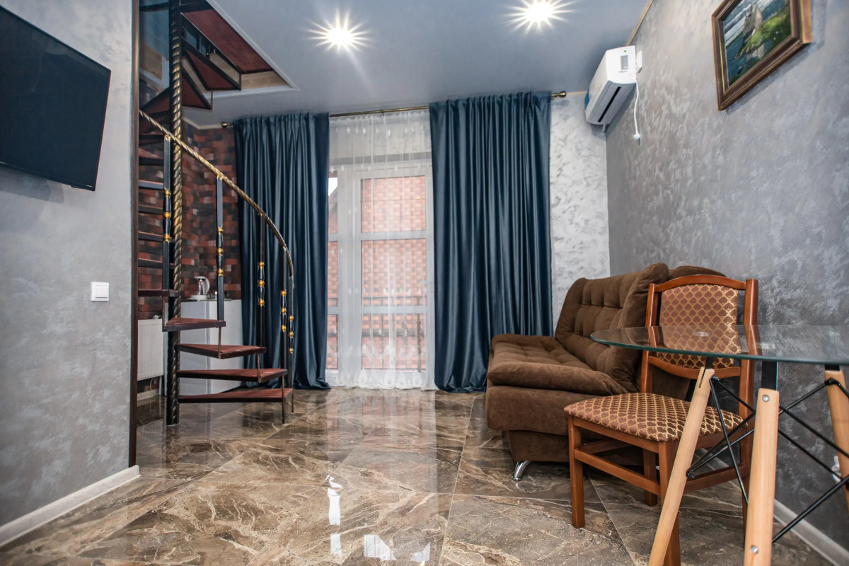 Господин Постоялец