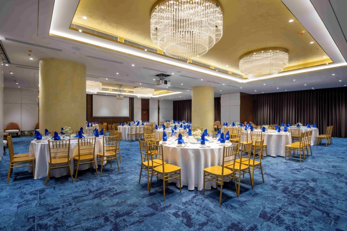 Отель Best Western Premier Marvella Nha Trang