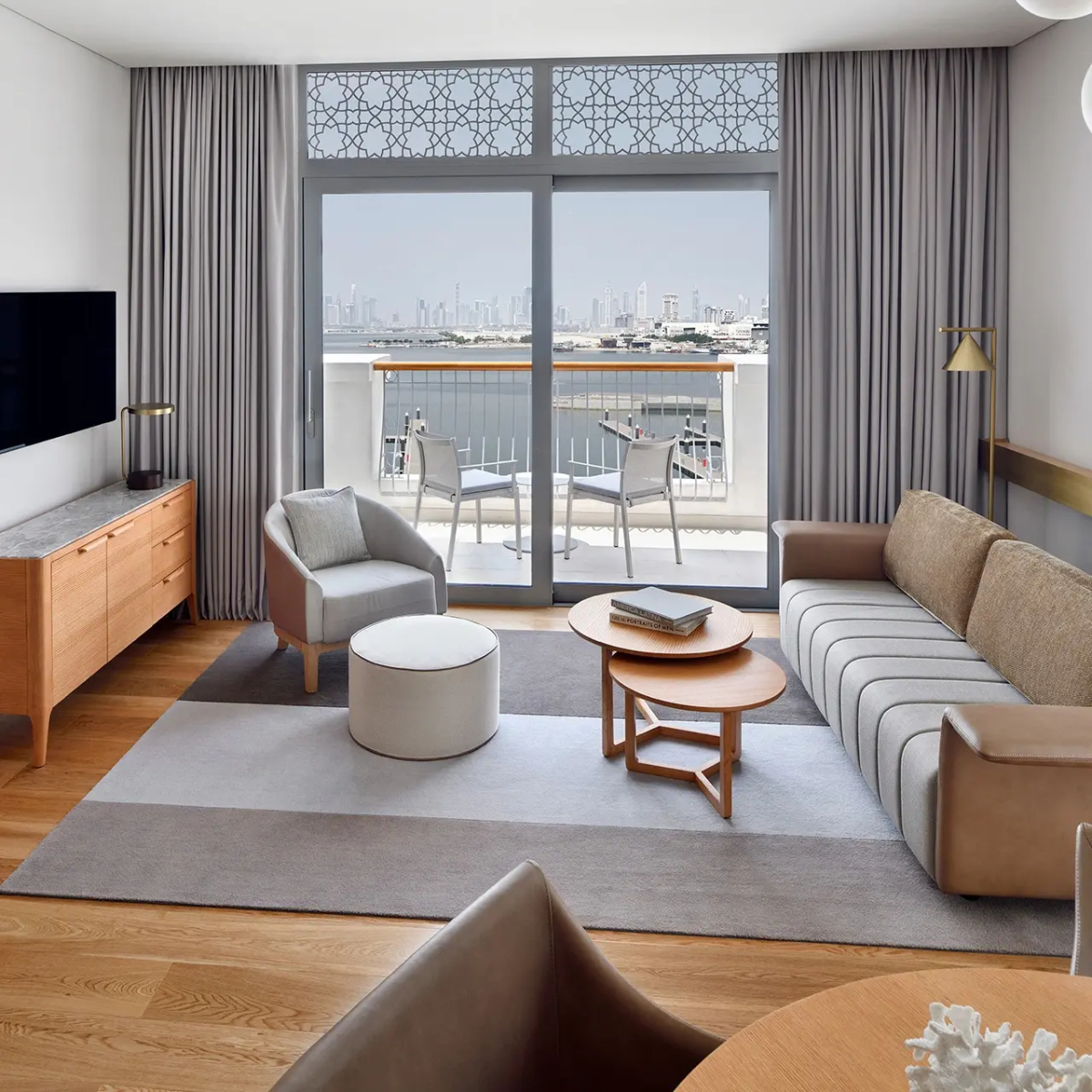 Отель Vida Creek Harbour