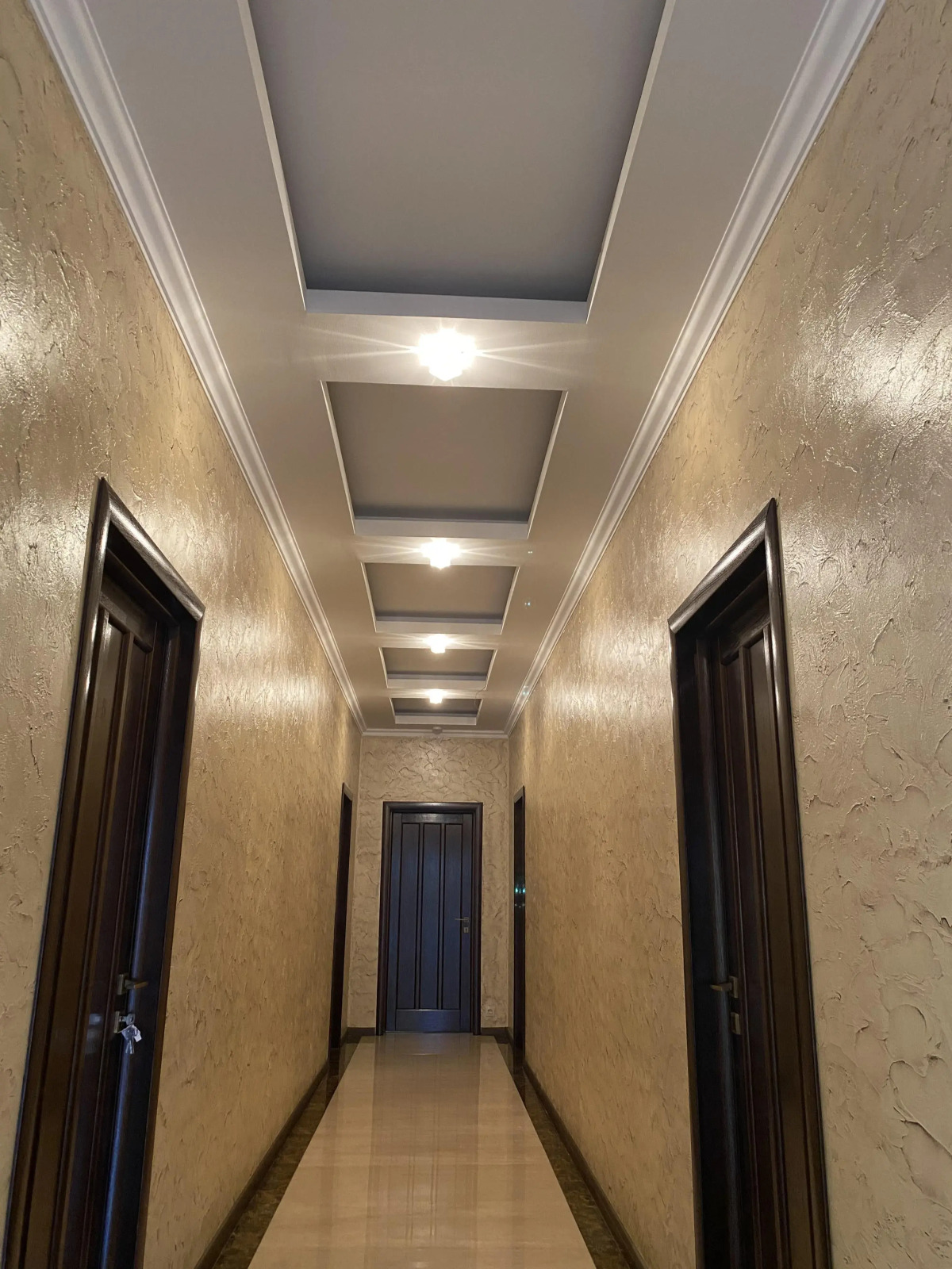 Отель Империал