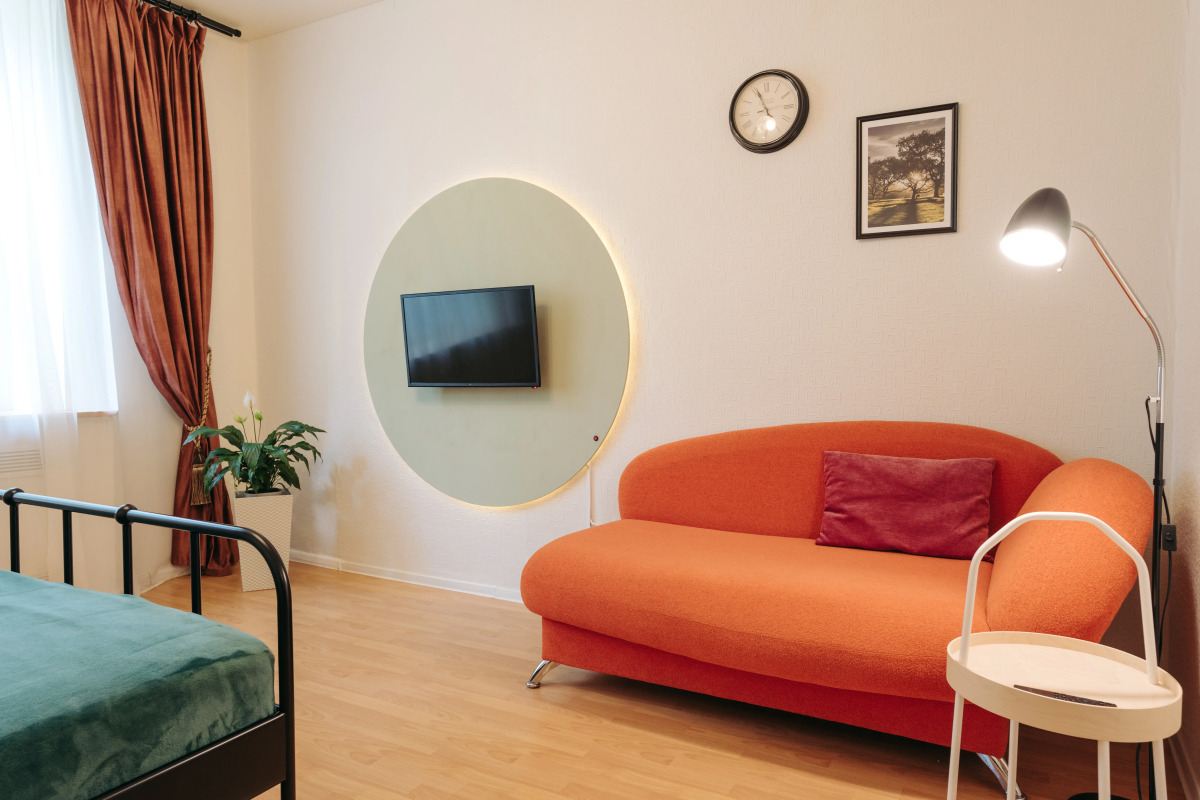 Апартаменты двухкомнатные Live in Karelia в центре у набережной Ленина 3