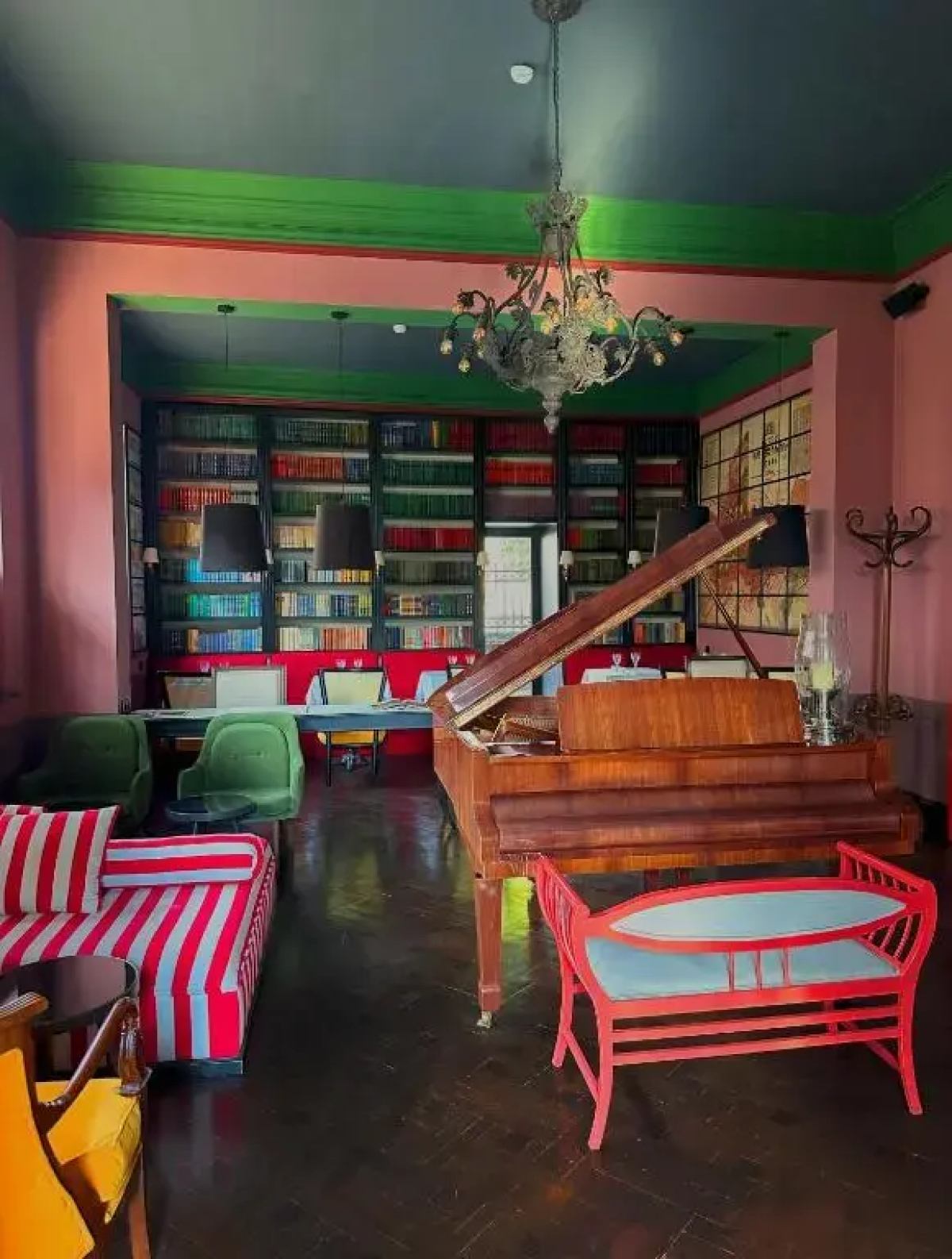 Отель Reikartz City Tbilisi Hotel