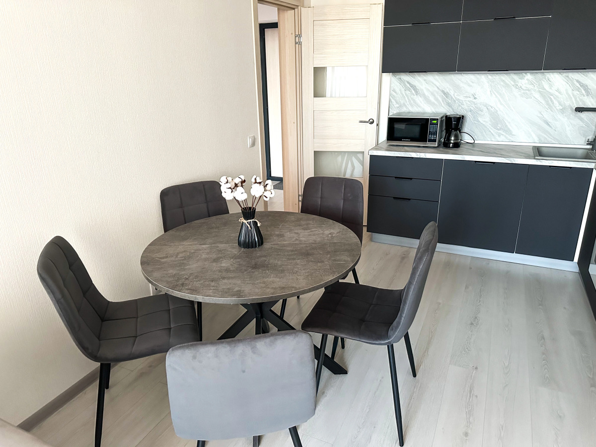 Квартира Просторная семейная квартира на Арцеуловской