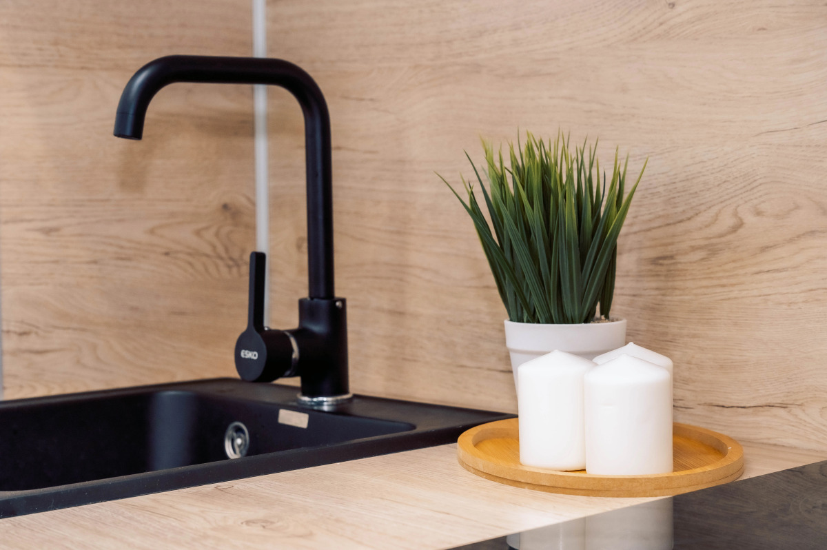 Трехкомнатная Просторная Квартира на 6 гостей у ТЦ Планета и Аквапарка