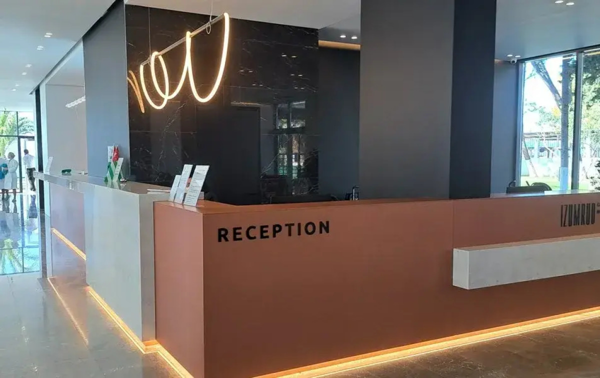 Отель Изумруд