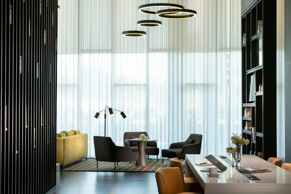 Отель Centro Westside by Rotana