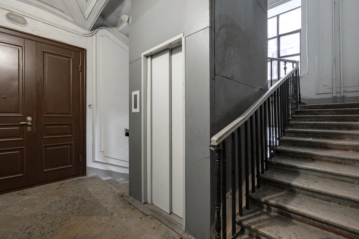 Квартира четырехкомнатная на Почтамтском