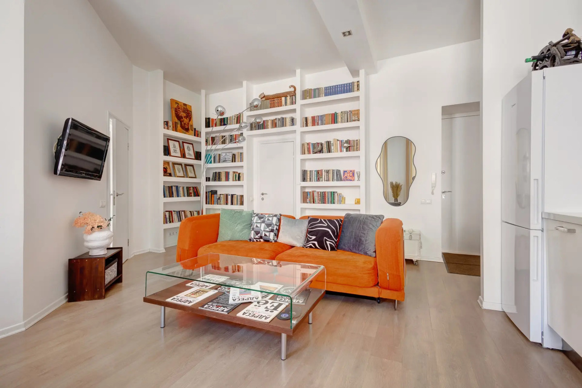 Квартира в стиле диско у Стрелки на Васильевском