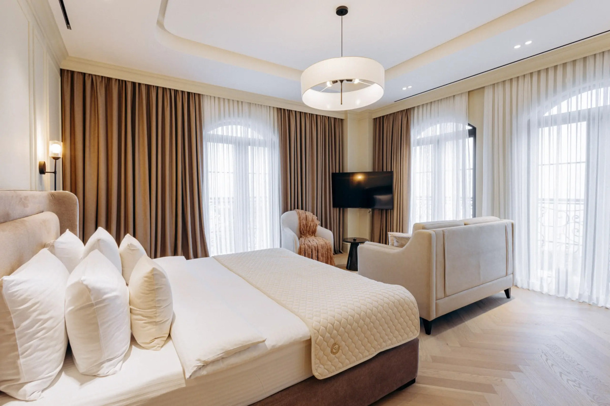 Апарт-отель Four Seasons