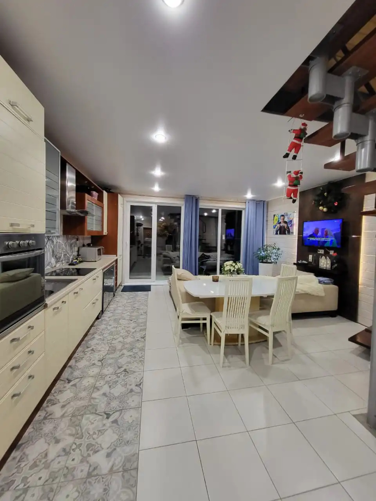 Частный дом на улице Полуостров Маленький