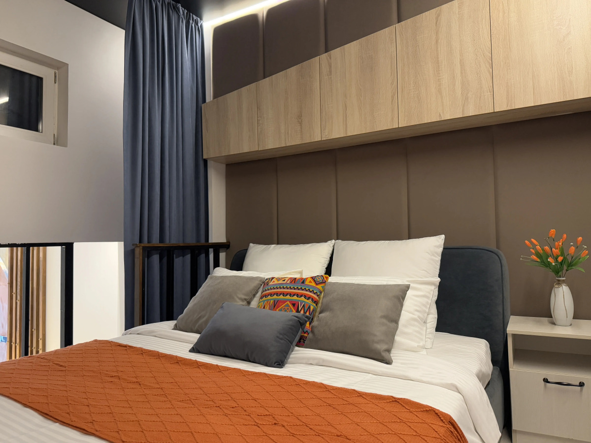 Апартаменты Роскошные двухуровневые студия недалеко от метро ЗИЛ