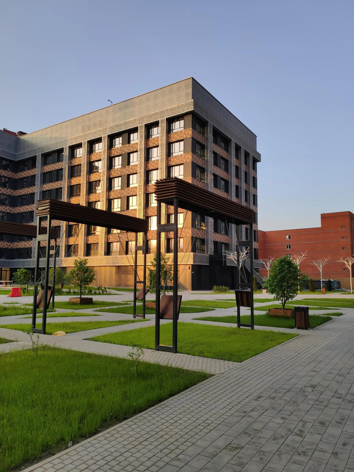 Апартаменты 4 Парка Пион