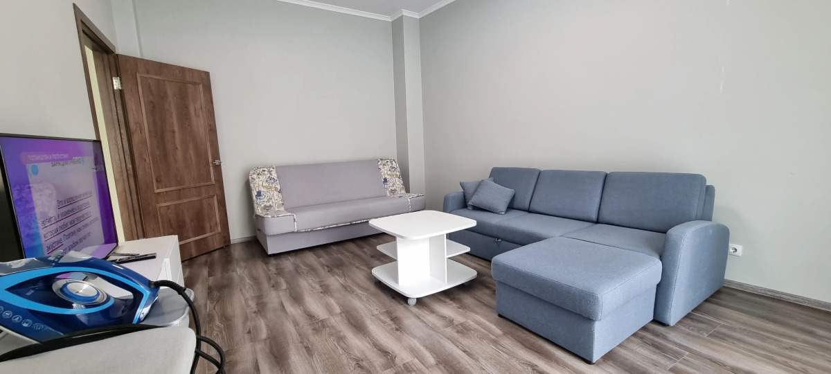 Апартаменты двухкомнатные в центре с террасой