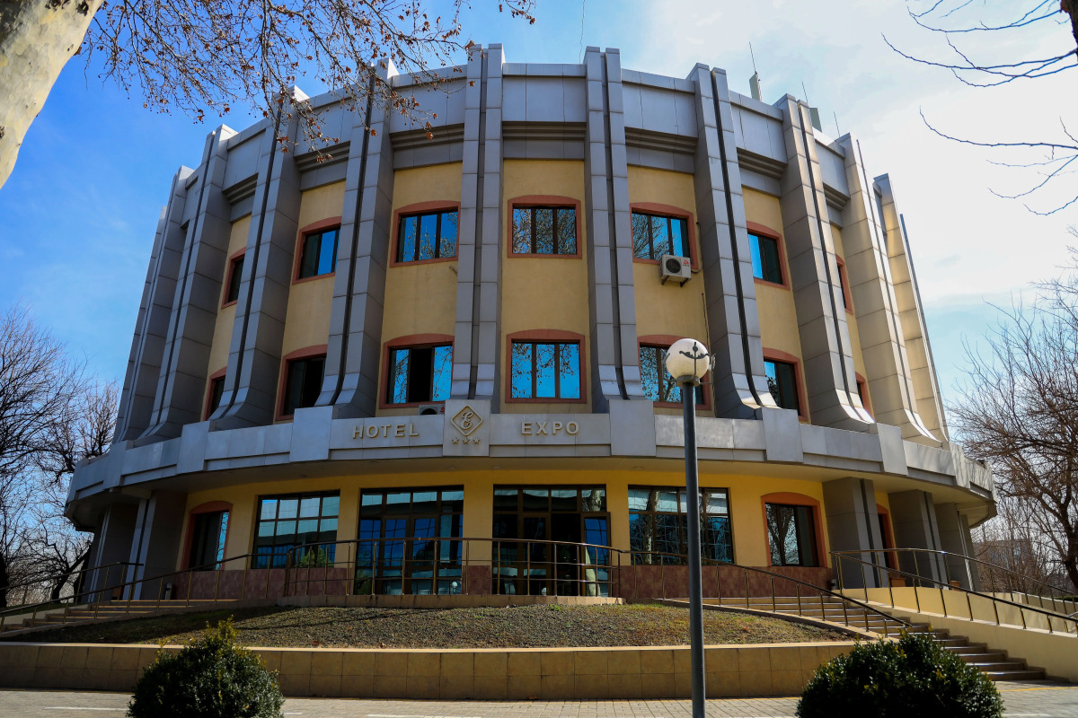 Отель Expo