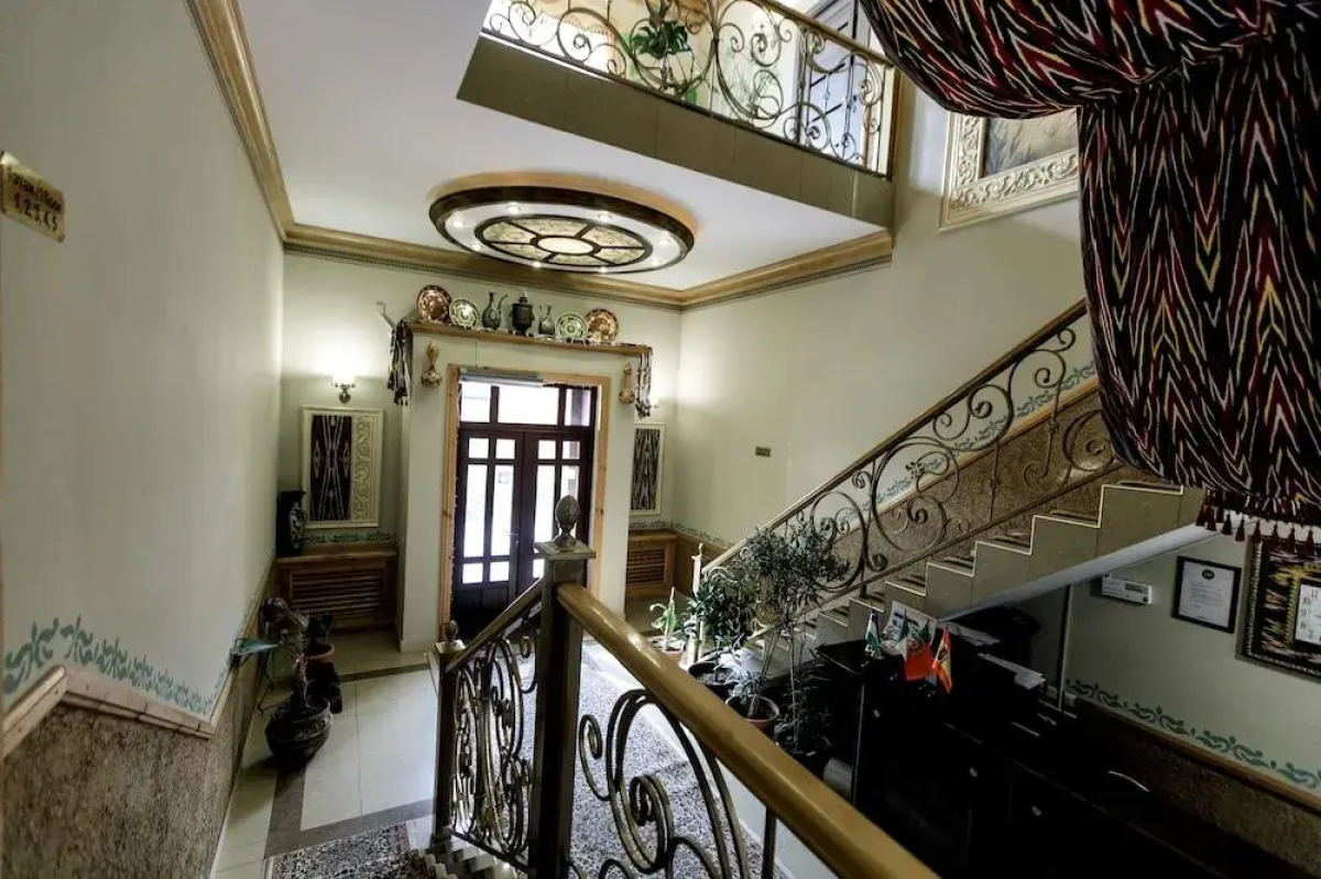 Отель Billuri Sitora