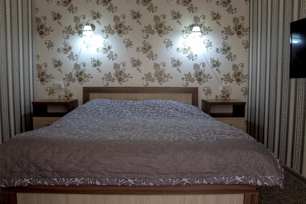 Otel' "Natalia"