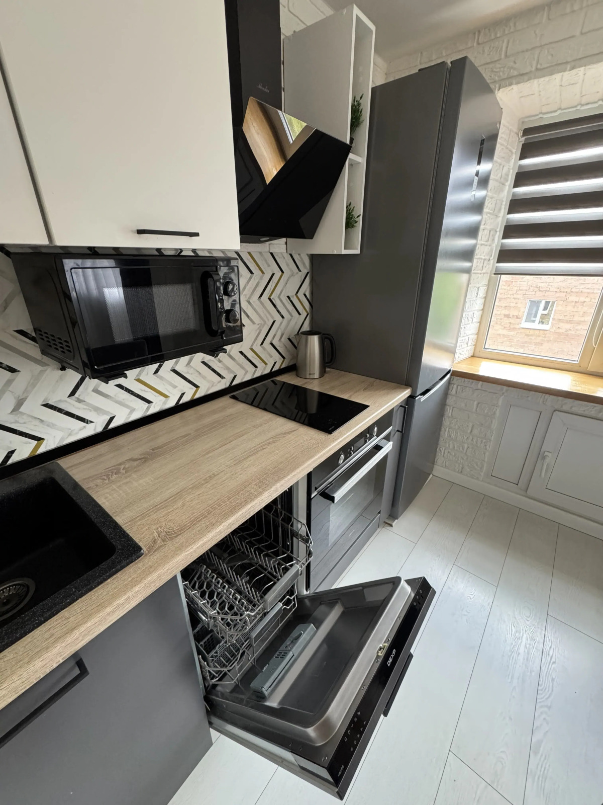 Квартира рядом с УВЗ Орджоникидзе 12