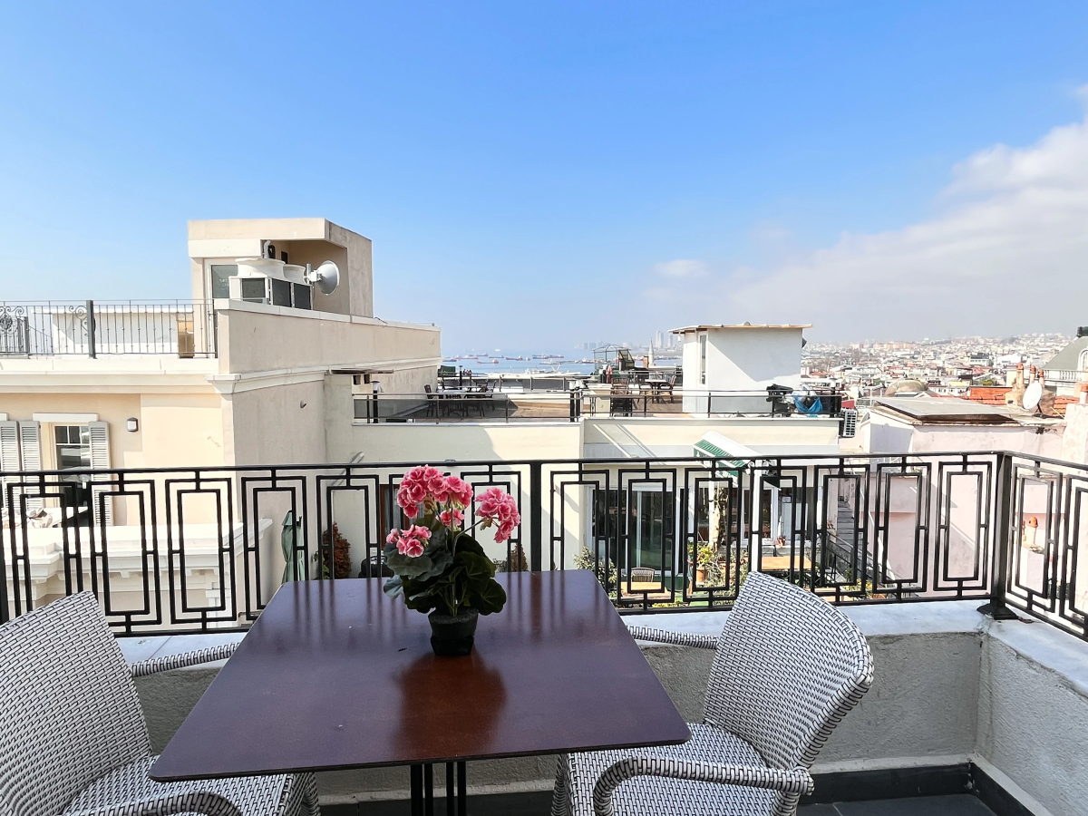 Отель Aren Suites