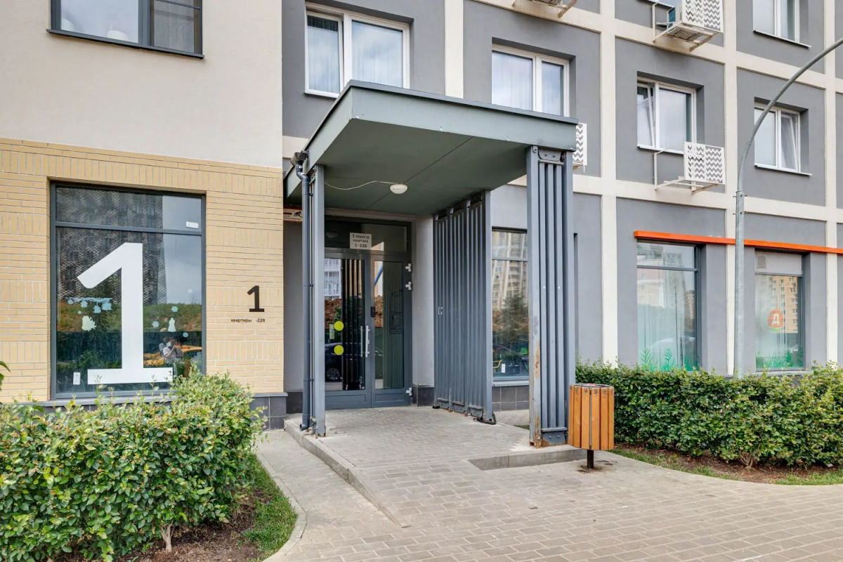 Апартаменты Happy People Западный Квартал 6/2