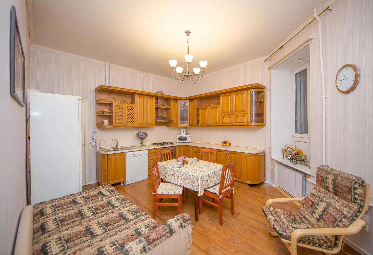 Апартаменты St. Isaak's 4 bedroom & 3 bathroom