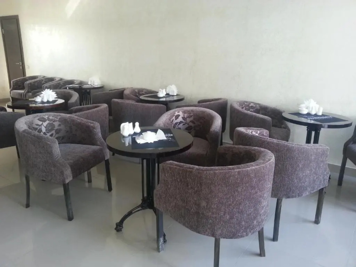 Отель Royal Petrol