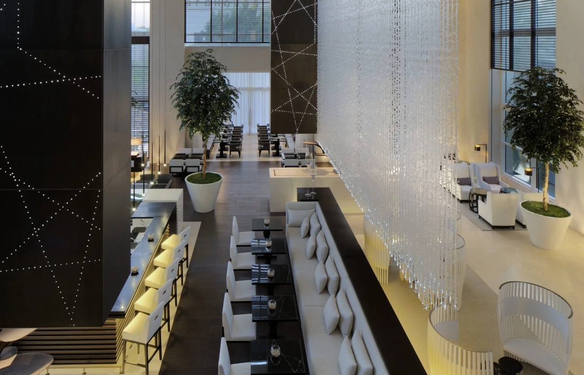 Le Meridien Dubai Hotel & Conference Centre