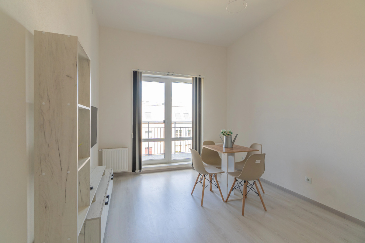 Апартаменты Двухкомнатная Квартира на Мансардном Этаже