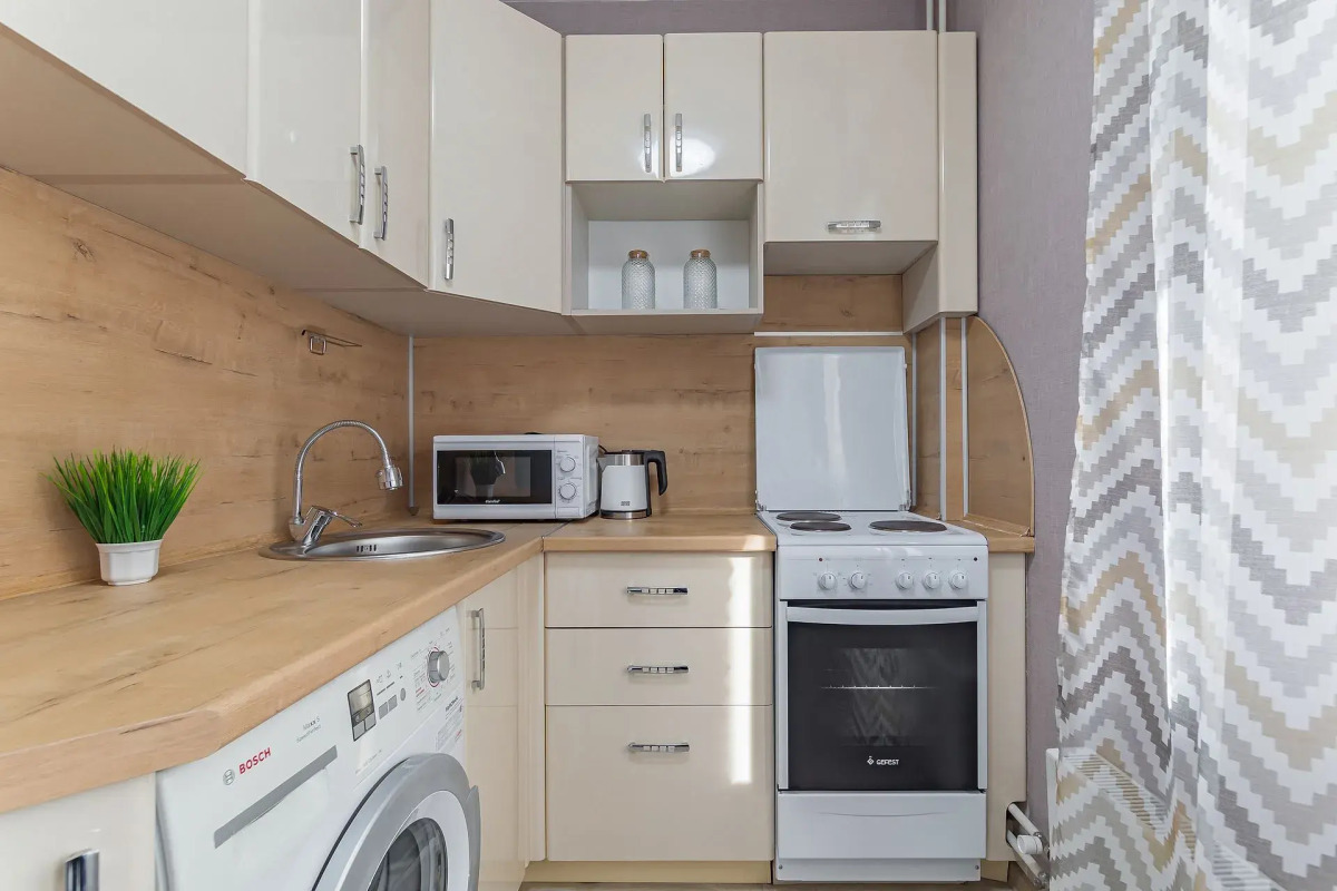 Квартира на Бурнаковская 105