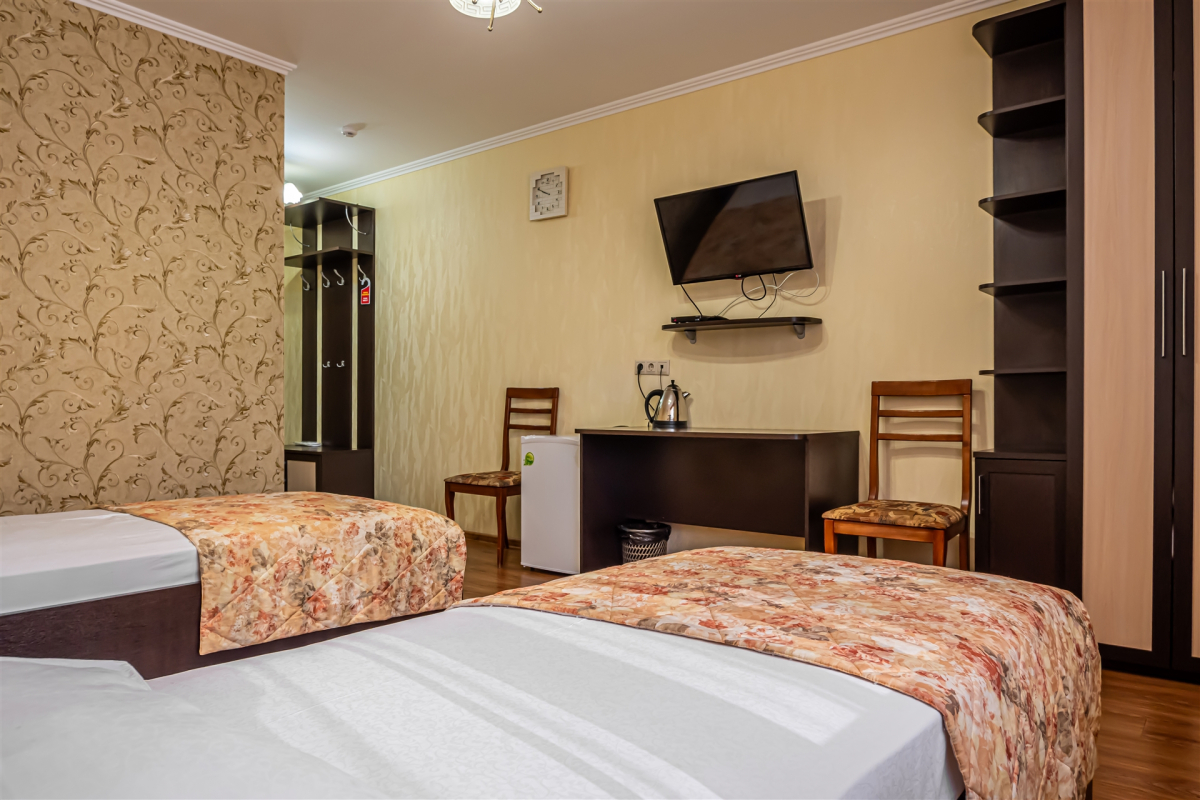 Отель Респект