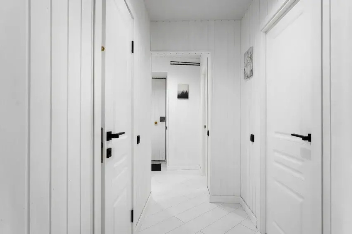 Апартаменты двухкомнатная квартира на Восстания 3-5