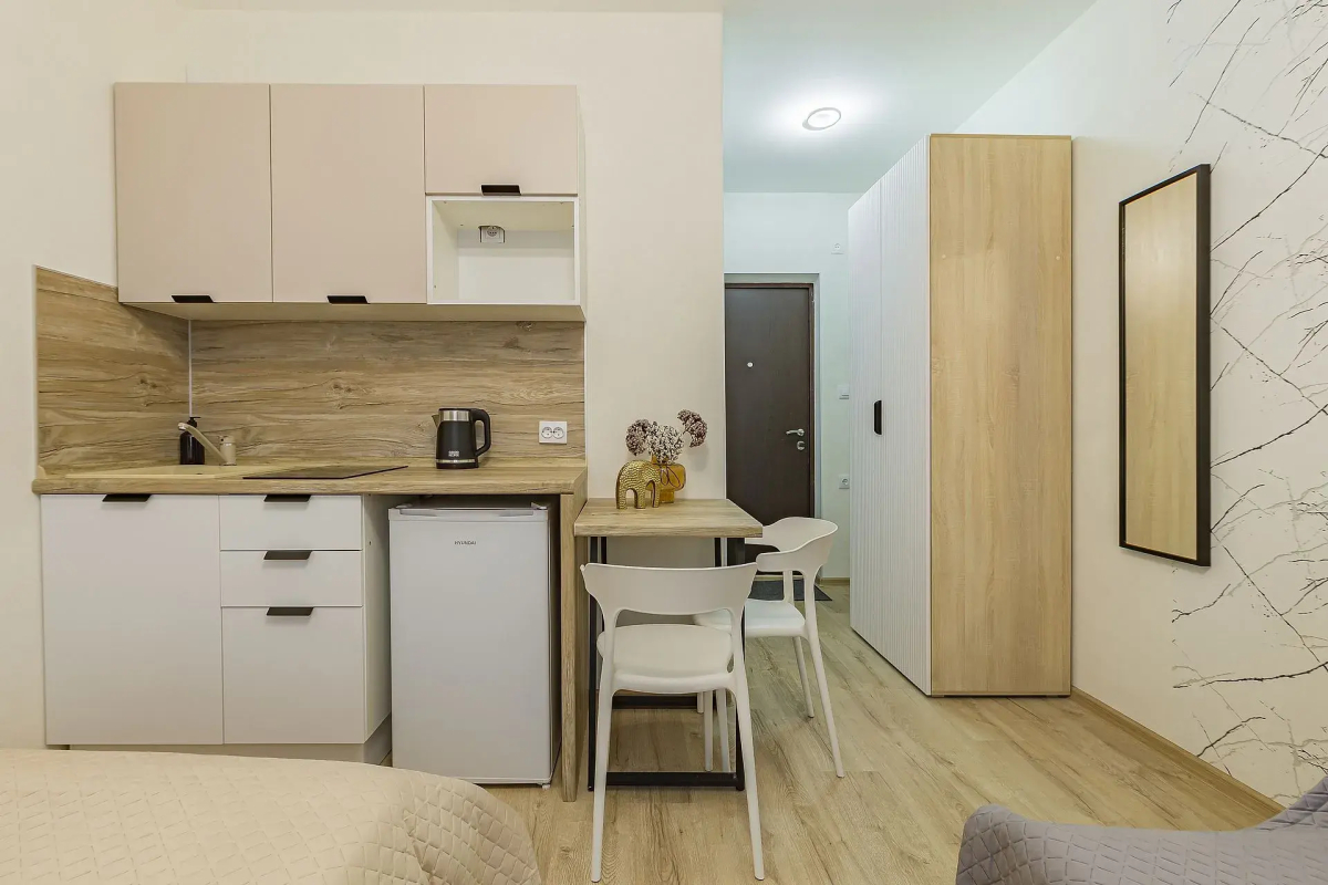 Квартира Стрелка Бурнаковская 61