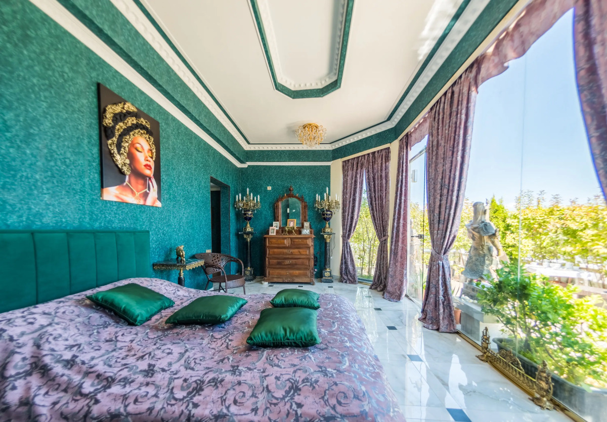 Вилла пентхаус с бассейном