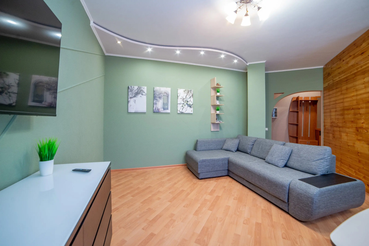 Апартаменты Бажова 68