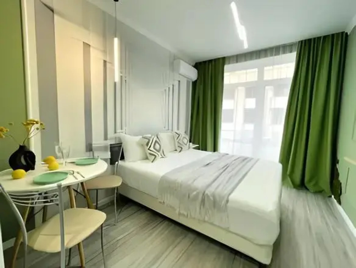 Апартаменты с балконом 3 минуты до моря