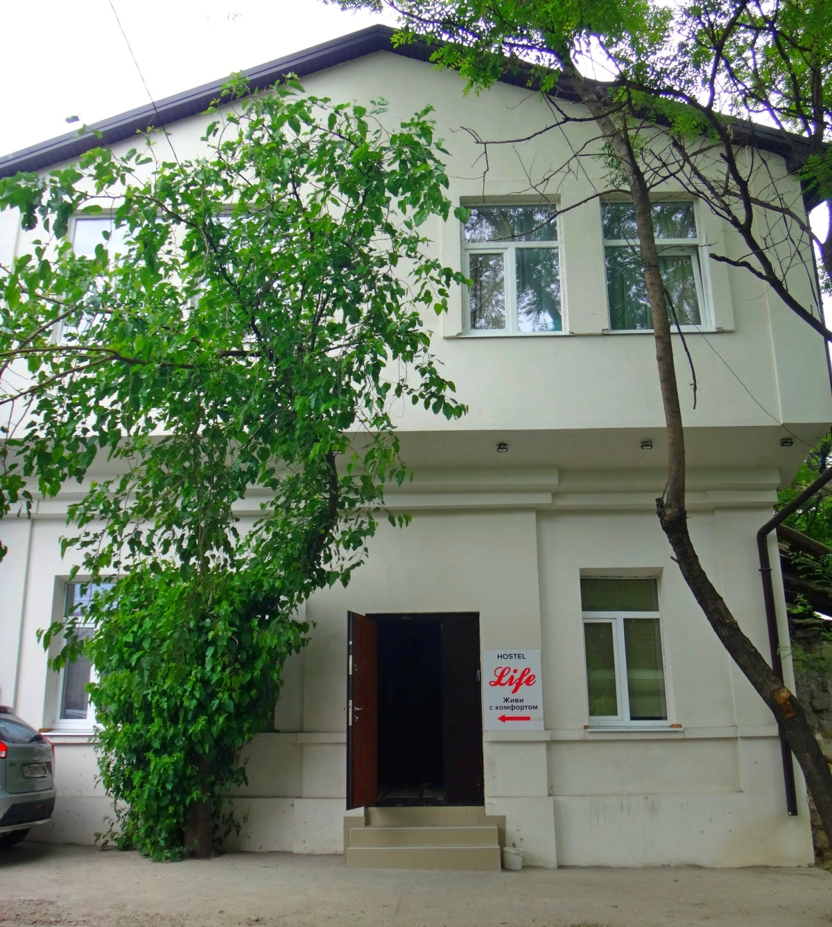 Life Hostel