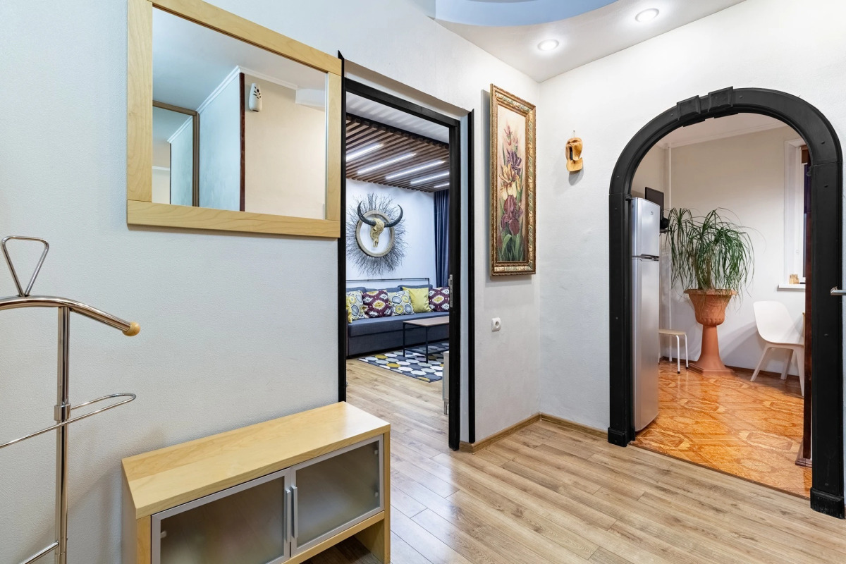 Апартаменты 105 на 60 лет Октября