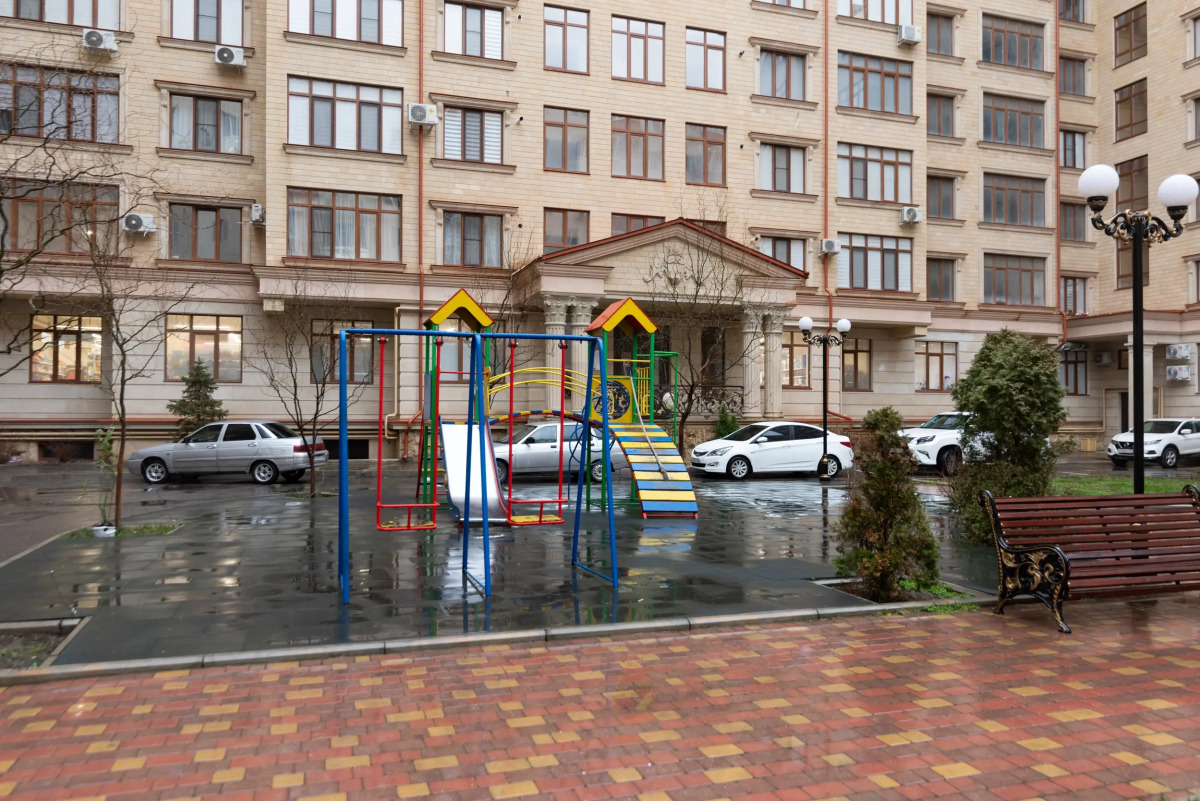 Апартаменты в хорошо развитом и благоустроенном районе