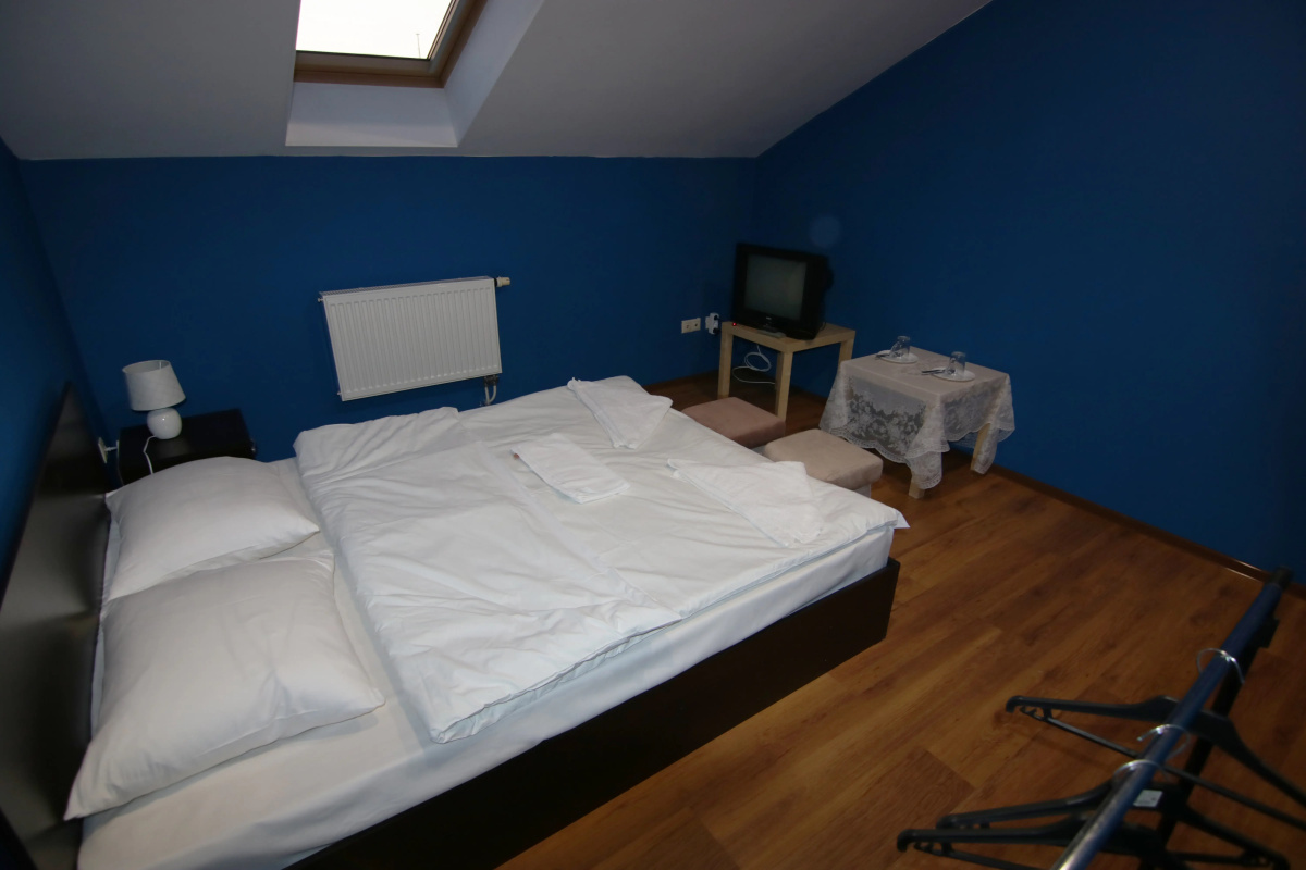 House Mini-Hotel