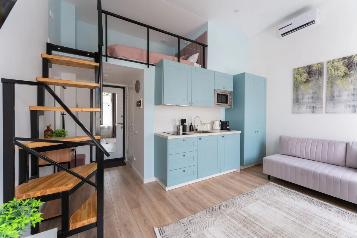 Квартира Двухуровневaя дизайнерская четырехместная