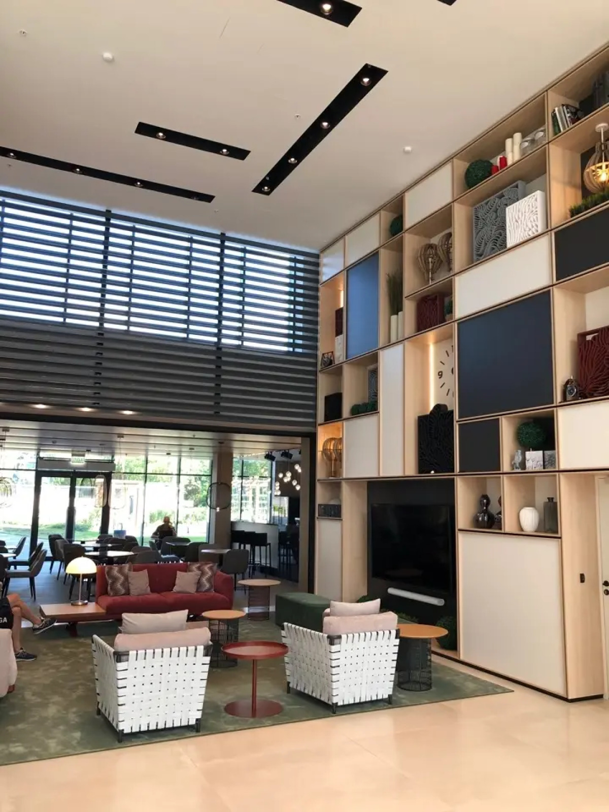 Апартаменты 2 Комн. в 100м. от Метро Ботанический Сад