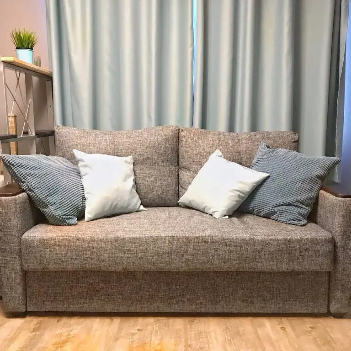 Квартира New Horizon Ovechkin Apartments Aquamarine  рядом с Московским вокзалом