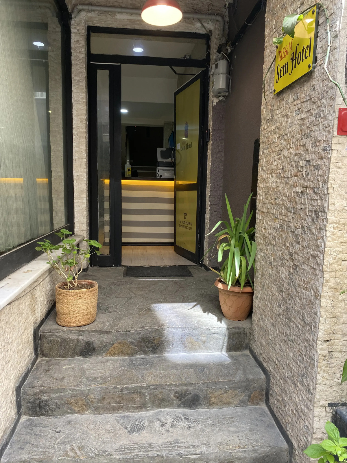 Отель Taksim Sem