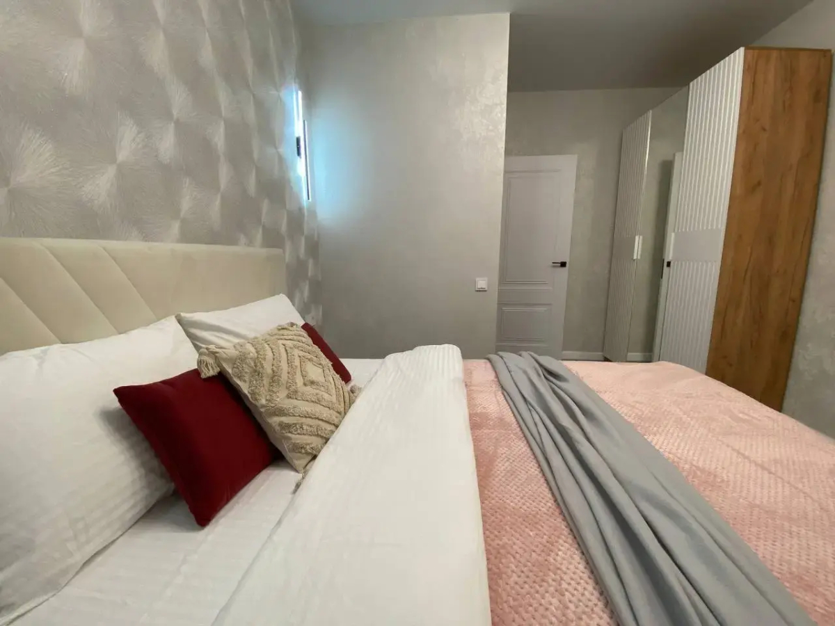 Apartment Просторная уютная квартира сети Эль Апарт в современном ЖК