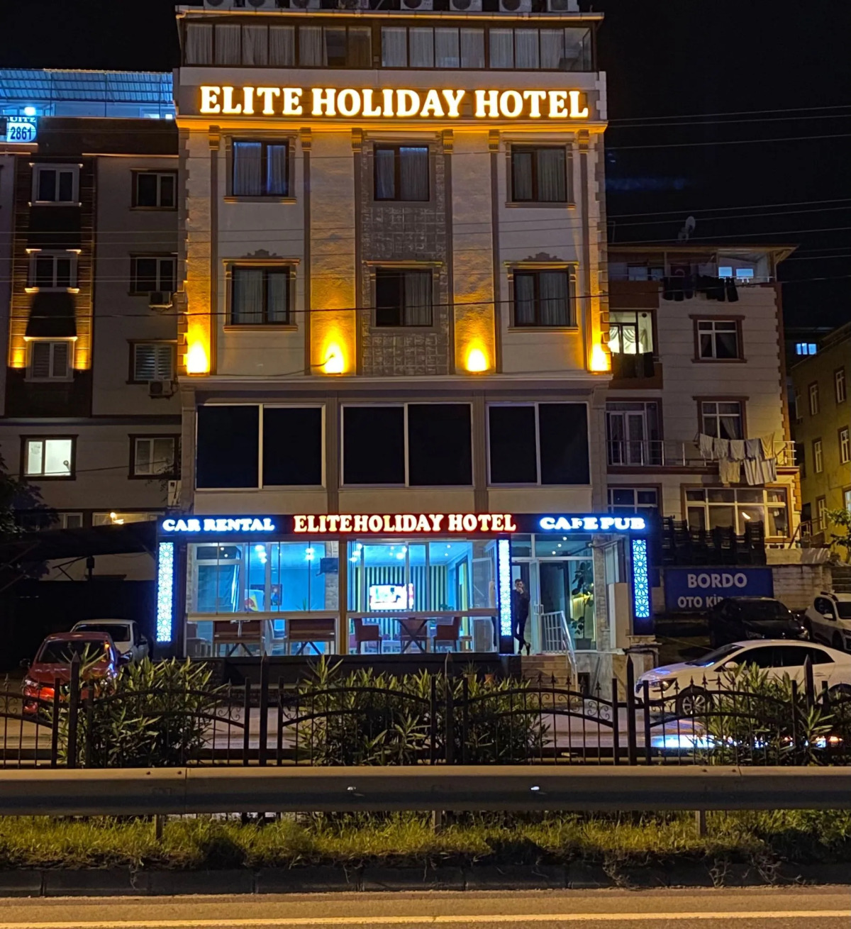 Отель Elit Holiday Hotel