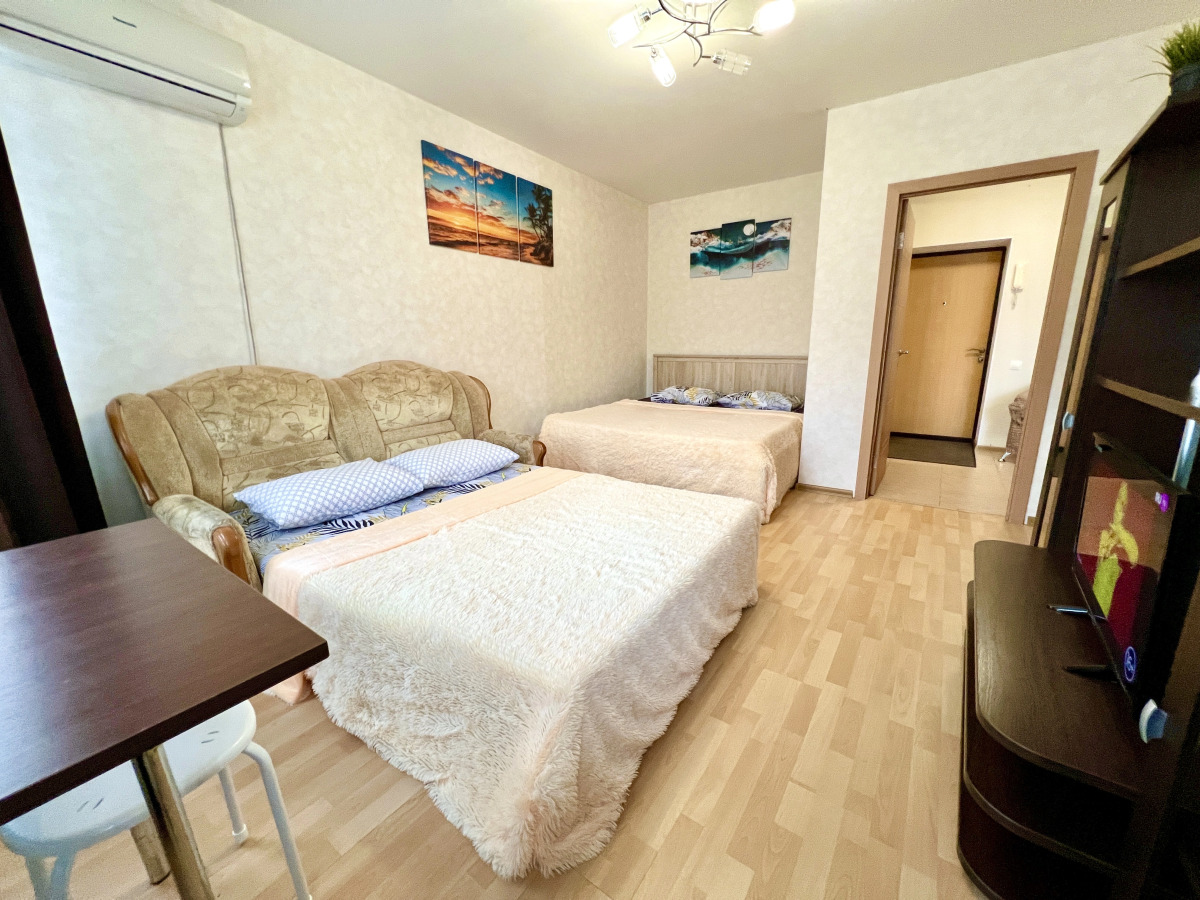 Уютные Апартаменты в Центре Города рядом с пл. Куйбышева (ул. Галактионовская 106А)