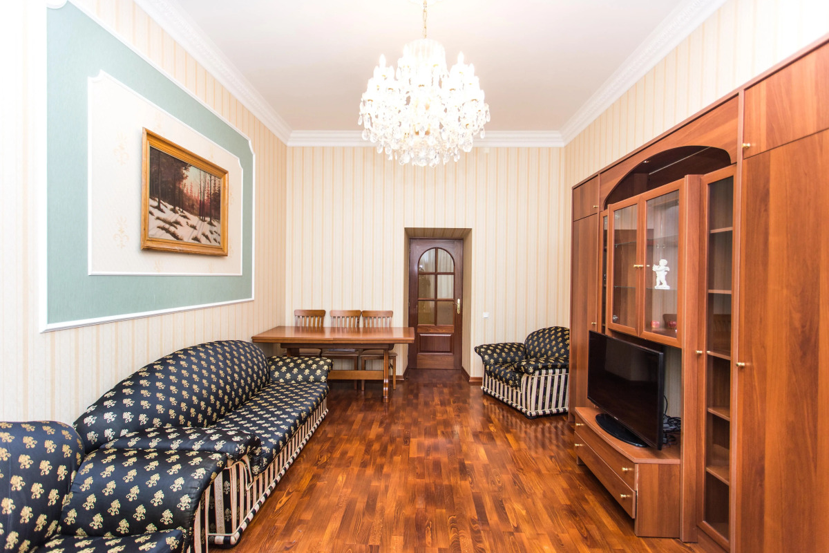 Апартаменты 3 комнатная квартира рядом с Исаакиевским собором и Невским проспектом