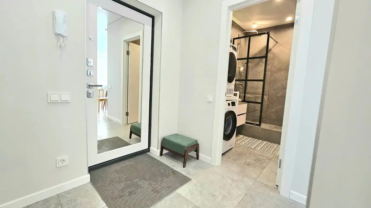 Квартира Современный Комфорт в Удобной Локации от Urban Apartments